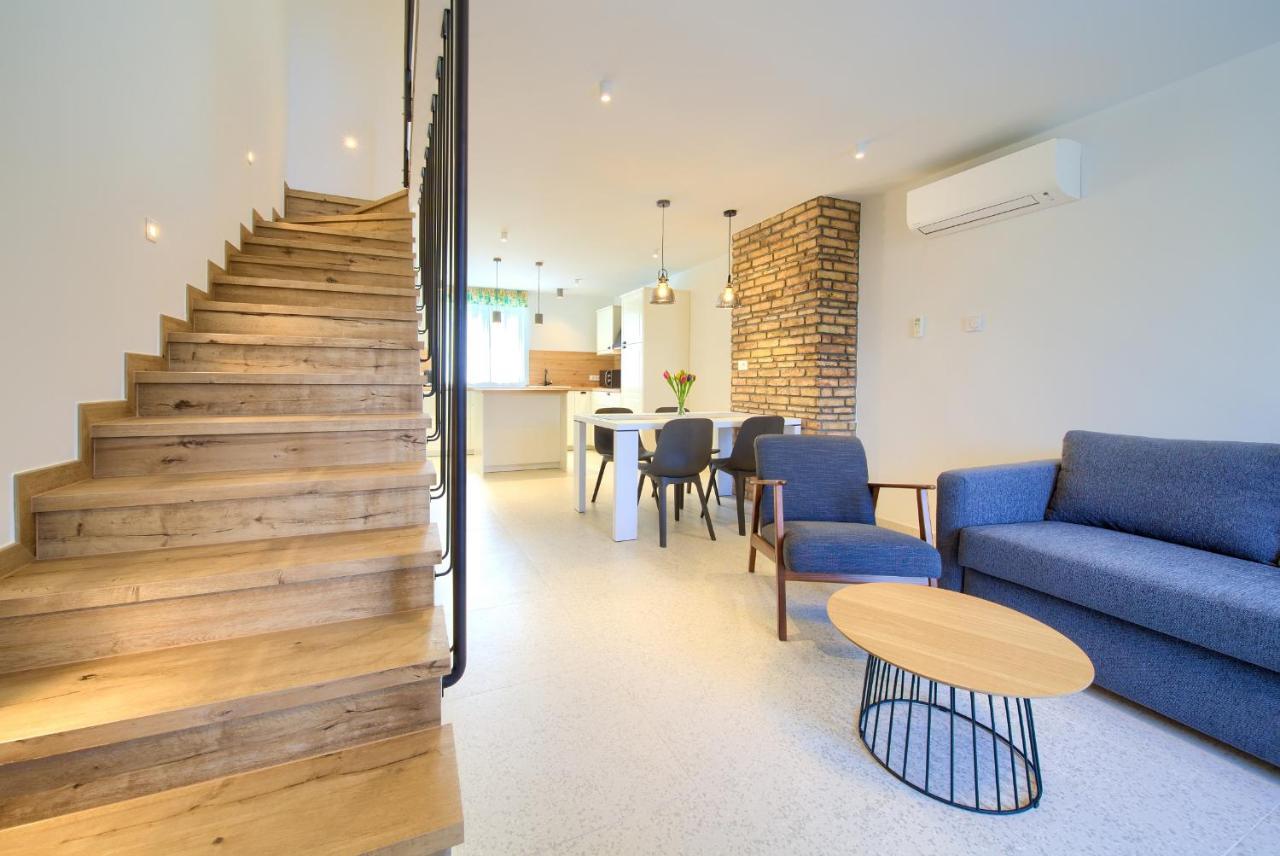 Apartman Placa Njivice Bagian luar foto